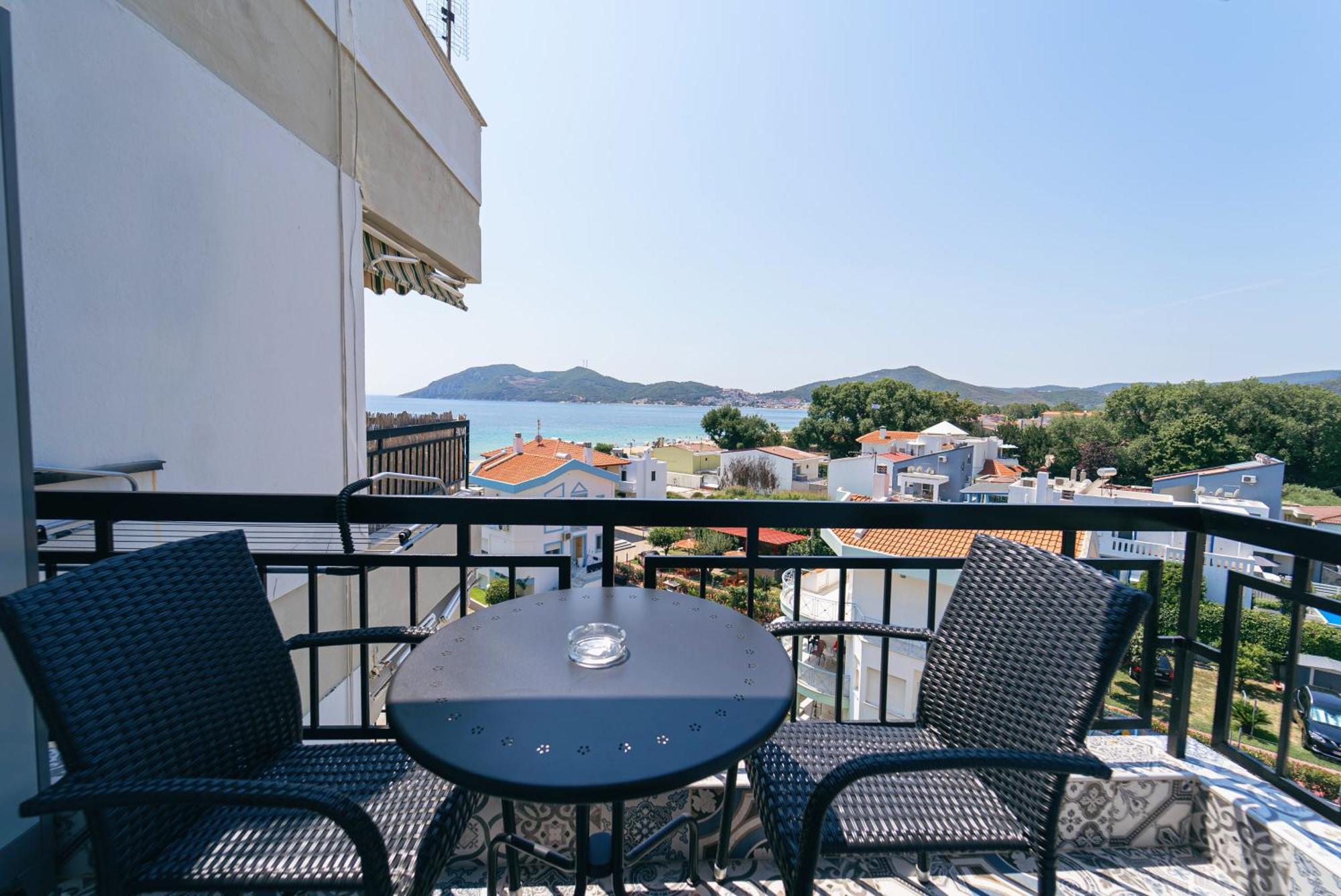 Aqua Heaven Apartment Nea Iraklitsa Ngoại thất bức ảnh