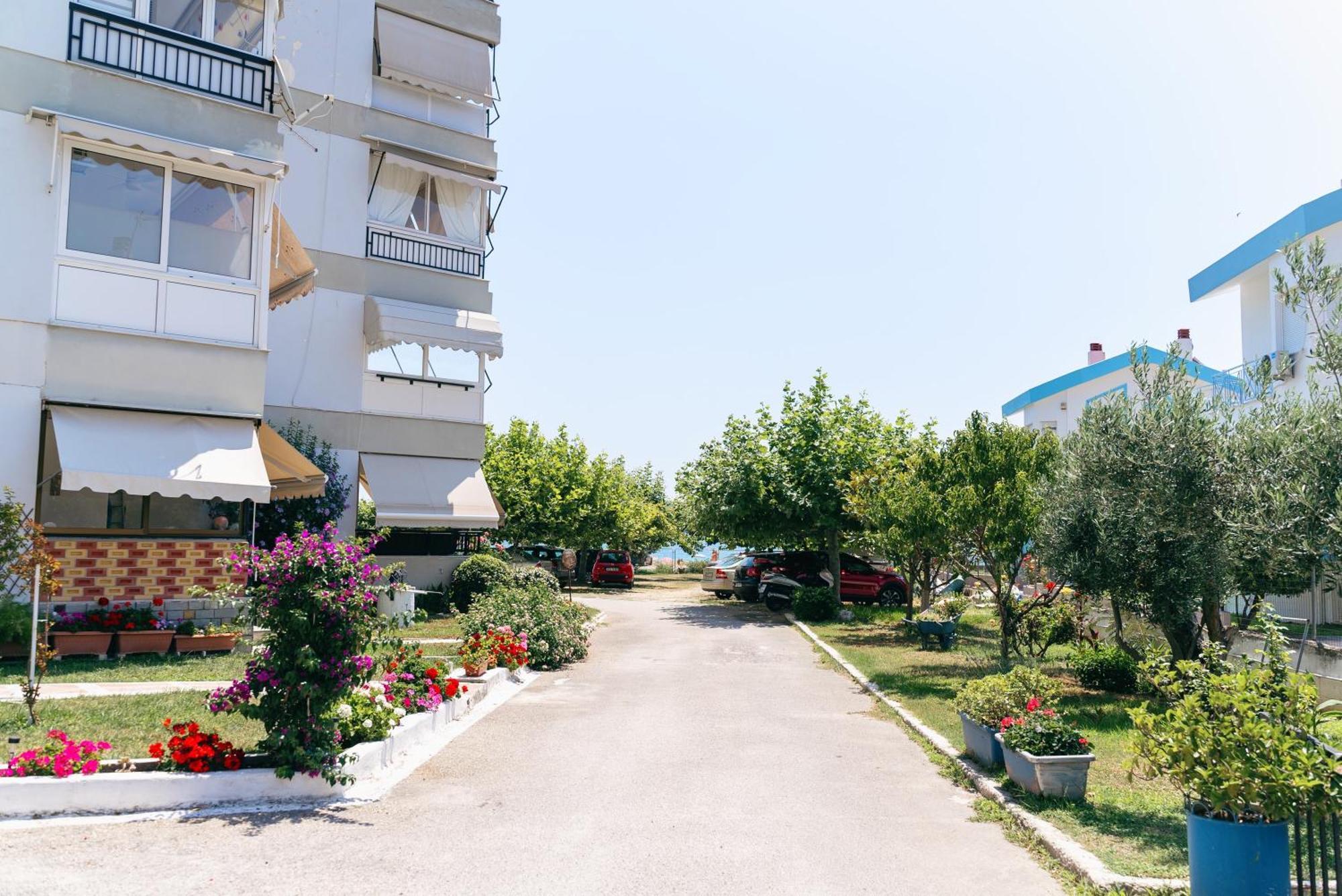 Aqua Heaven Apartment Nea Iraklitsa Ngoại thất bức ảnh